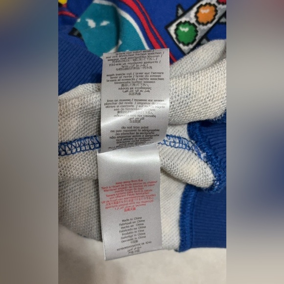 Marc Jacobs Sweater - Picture 2 of 8